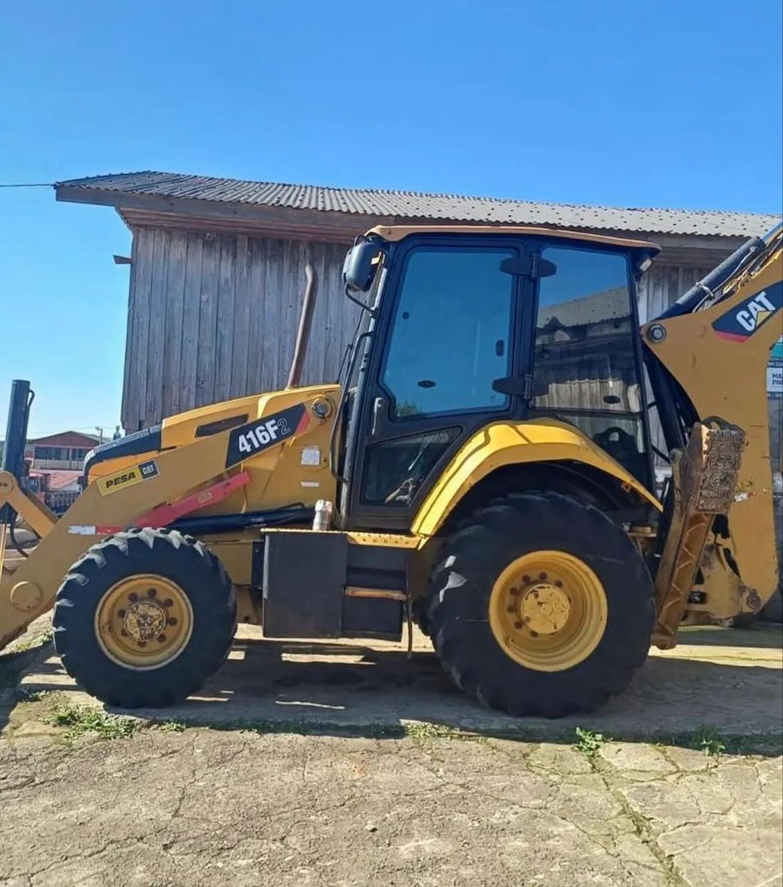 Retroescavadeira Caterpillar 416F2 - Parcele  - Foto 3