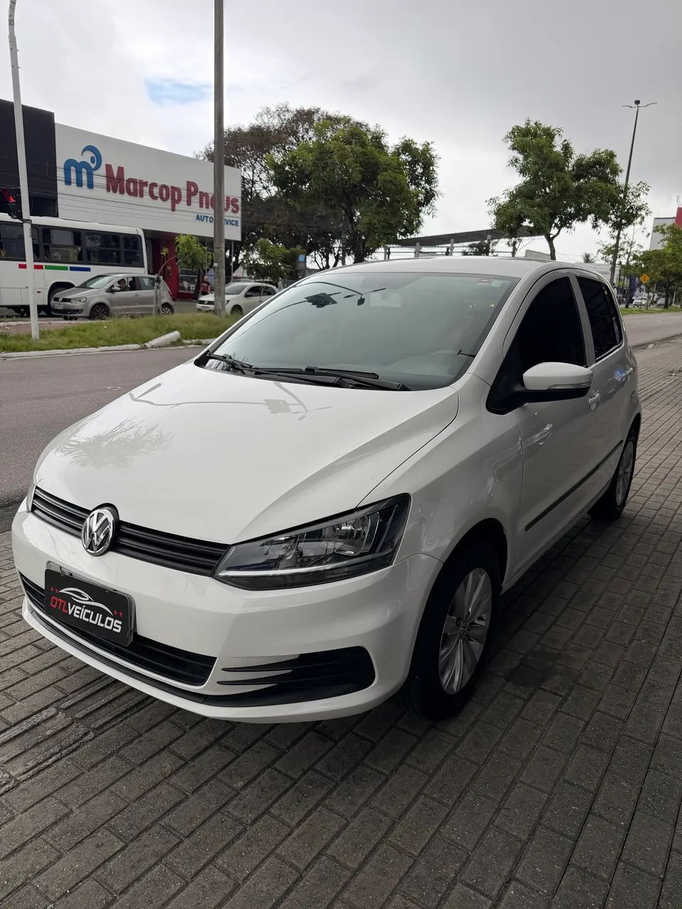Volkswagen Fox Fox Trendline 1.0 Flex 12V 5p 2017