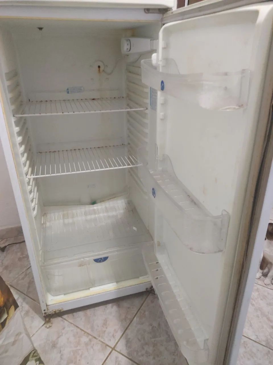 Geladeira Dako - Foto 2