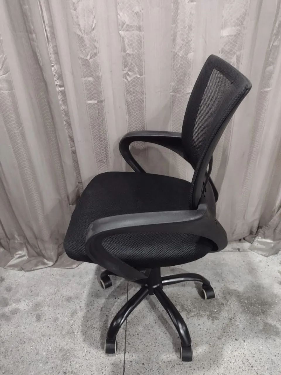 Cadeira de escritório  - Foto 2