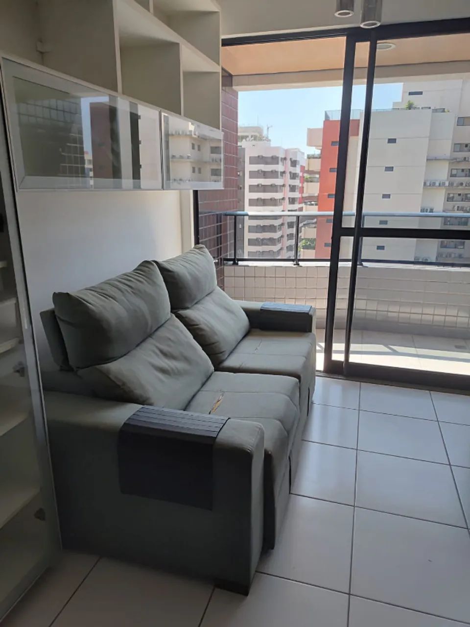 Sofá Casttini Retrátil e Reclinável 2 Lugares - R$ 500 - Foto 2