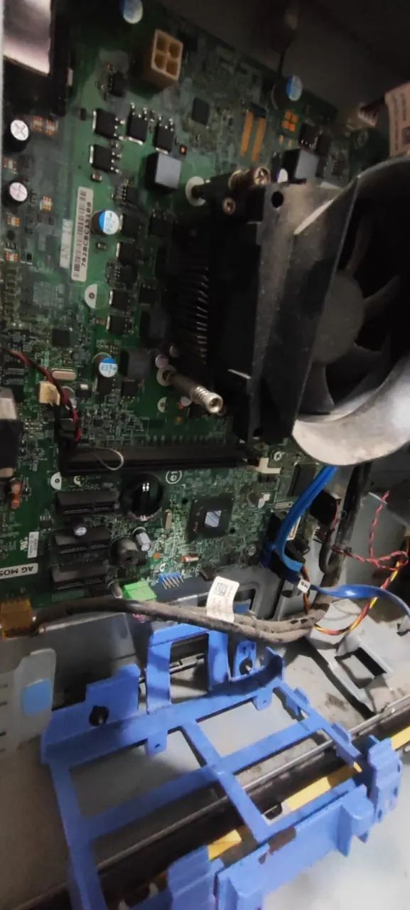 Computador desktop Dell OptiPlex 390 SFF Intel Core i3 (Incompleto - Sem Fonte, RAM e HD) - Foto 4