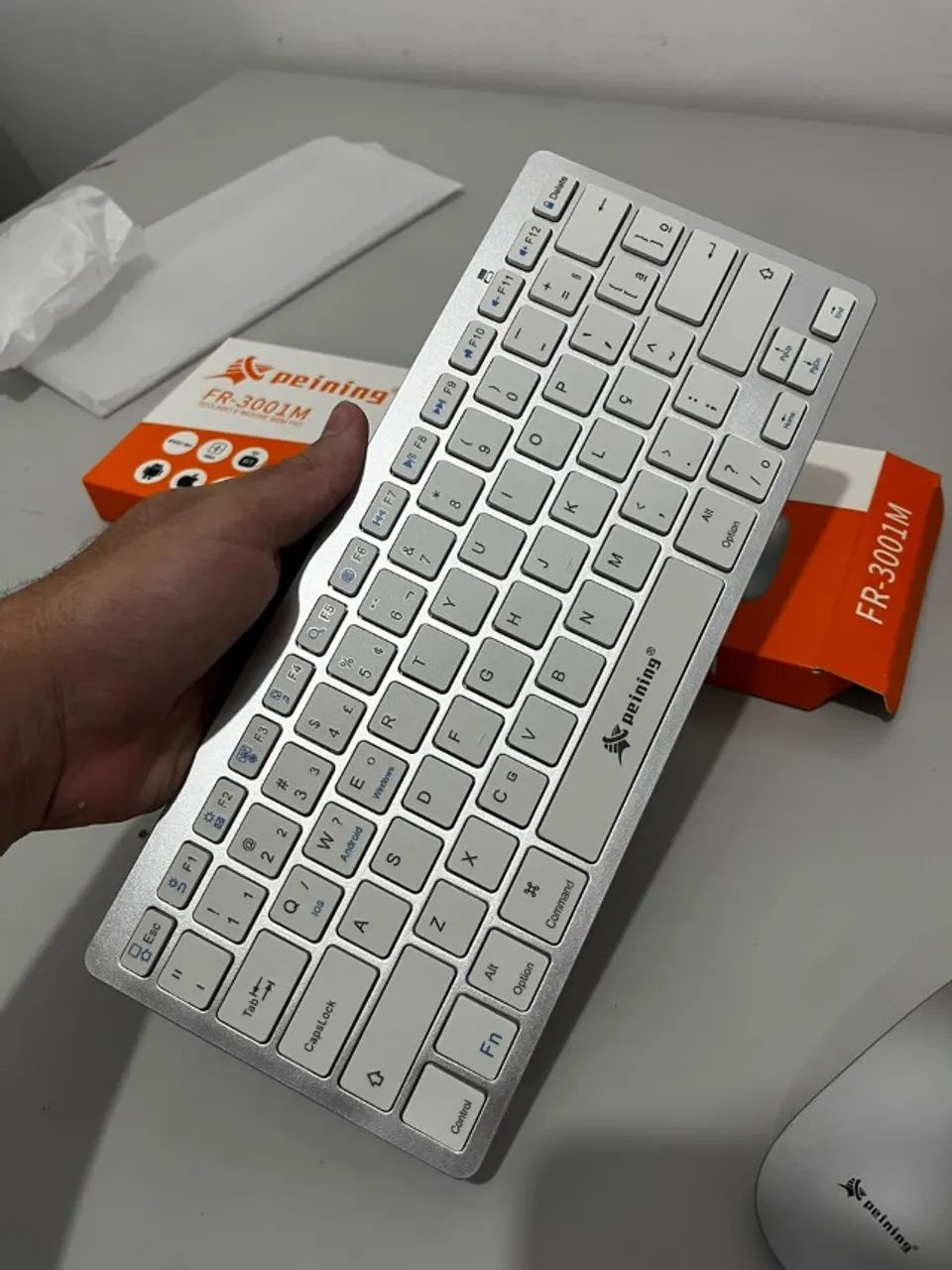 Teclado e Mouse sem fio bluetooth (lacrado) - Foto 2