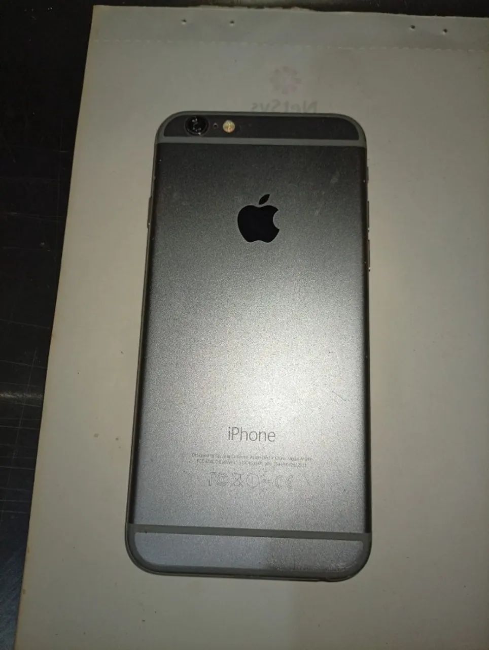 iPhone 6 - Tela Quebrada - Para Peças ou Reparo