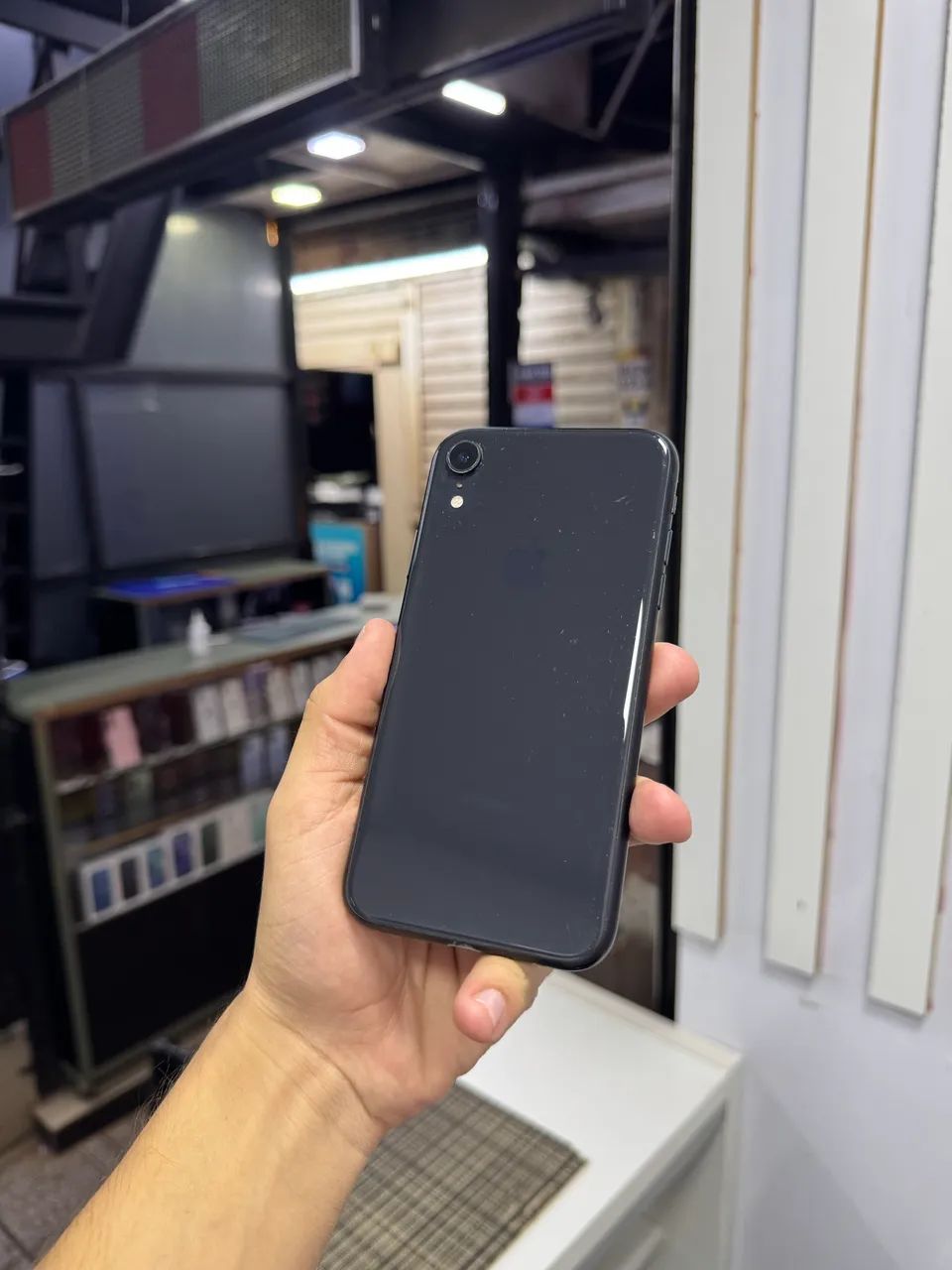 iPhone XR - 64GB 