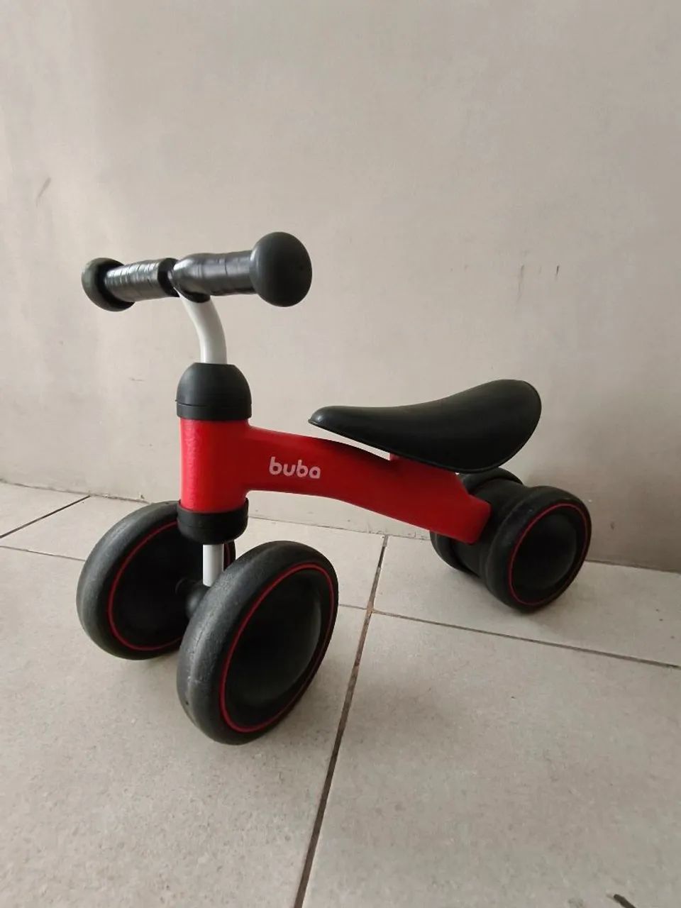 Bicicleta de equilíbrio Buba 