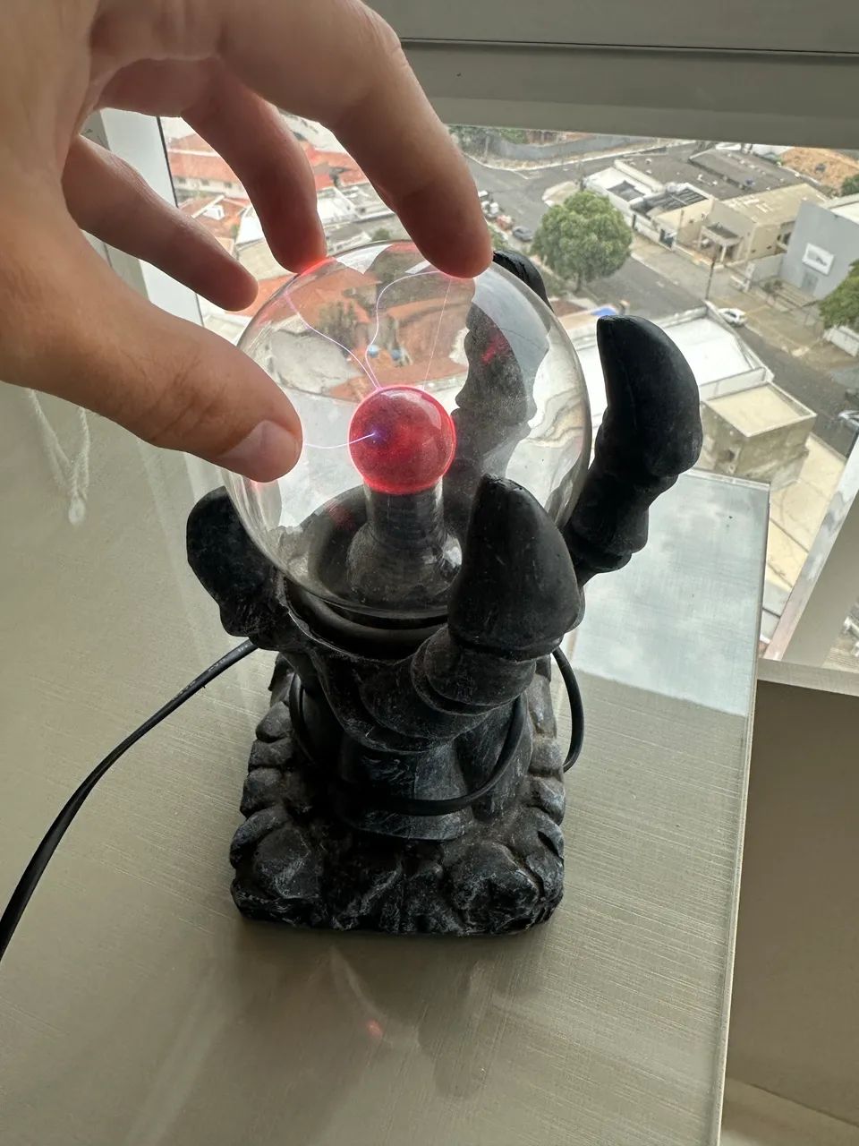 Globo de plasma , com garra de dragão  - Foto 3