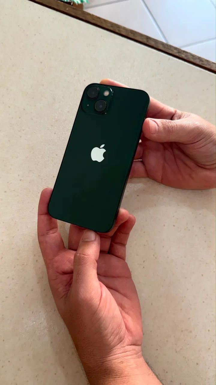 IPhone 13 na cor VERDE 128 GB 