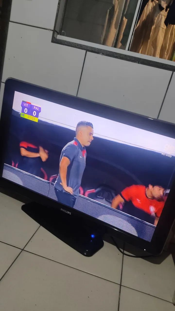 Tv Philips 42 polegadas não é esmart 