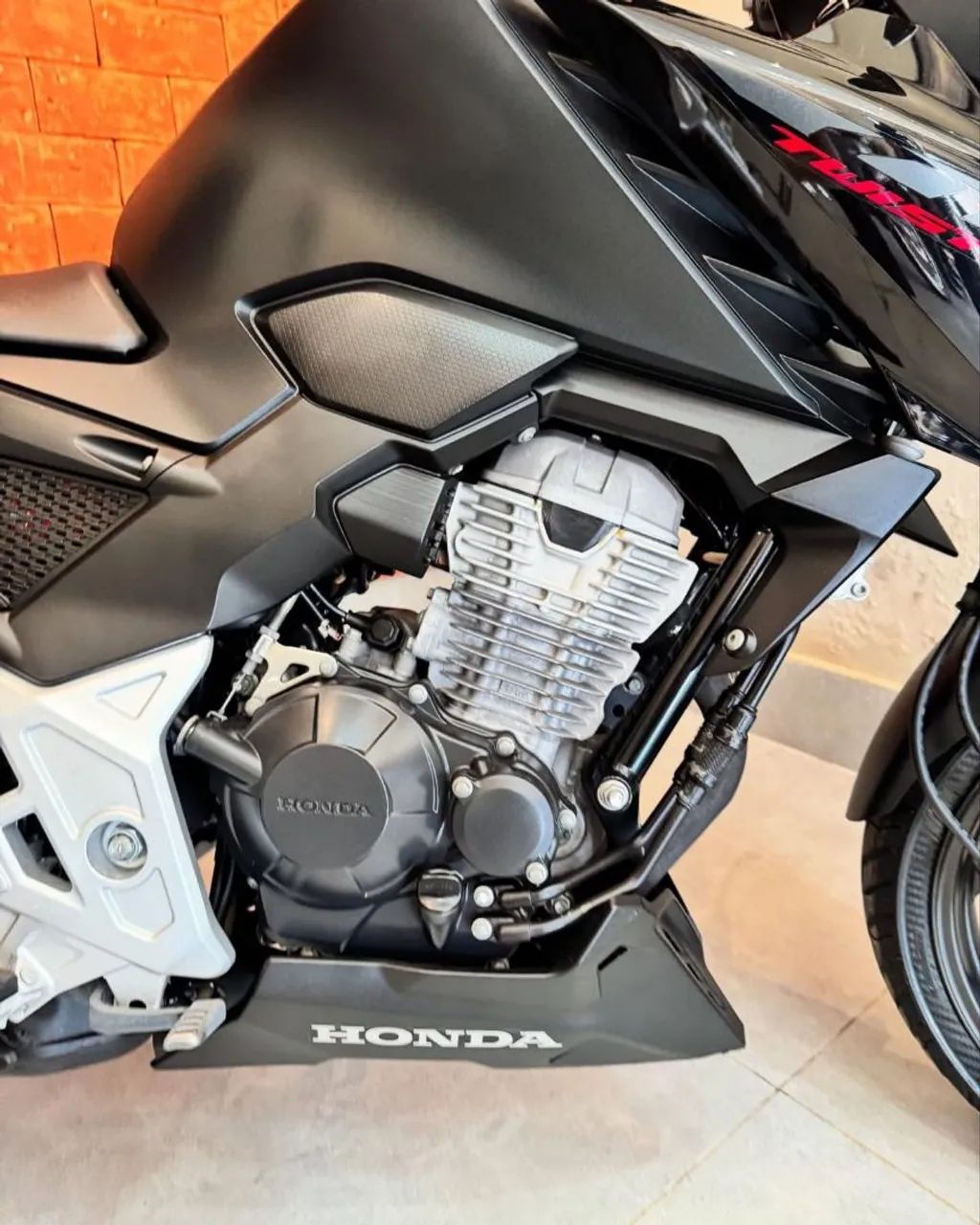 CB 300F TWISTER ABS 2023 - Foto 5