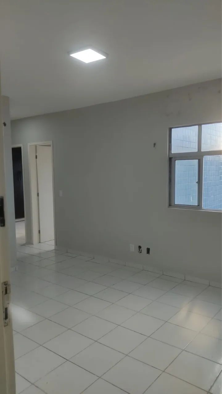 Alugo apartamento com 2 quartos no pitimbu 