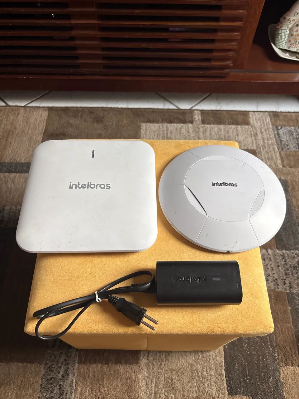 ROTEADOR INTELBRAS - AP 1250 AC MAX REM + BRINDE