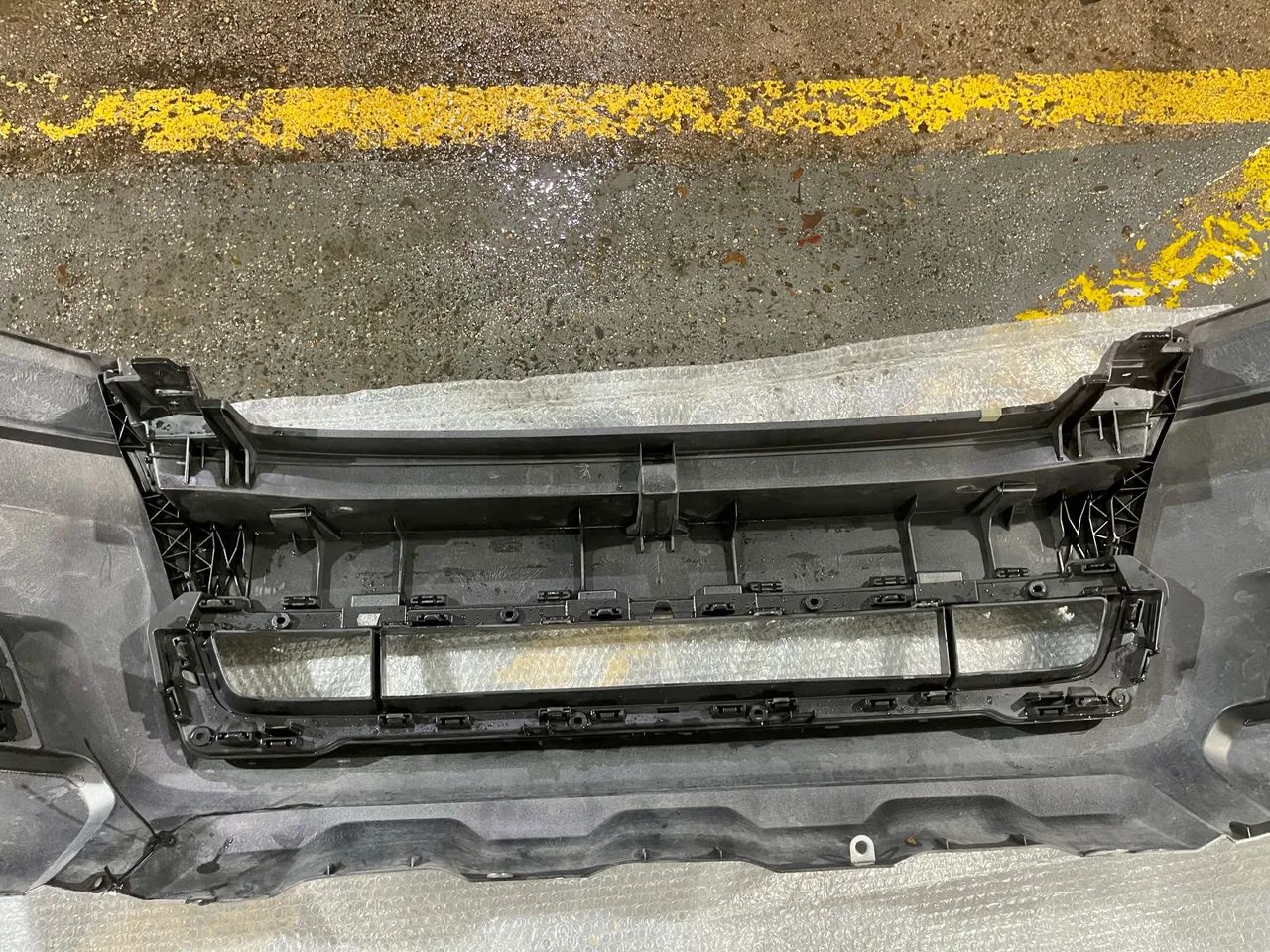 Pára-choque dianteiro Ford Ranger - 2017 até 2019 - Peças para