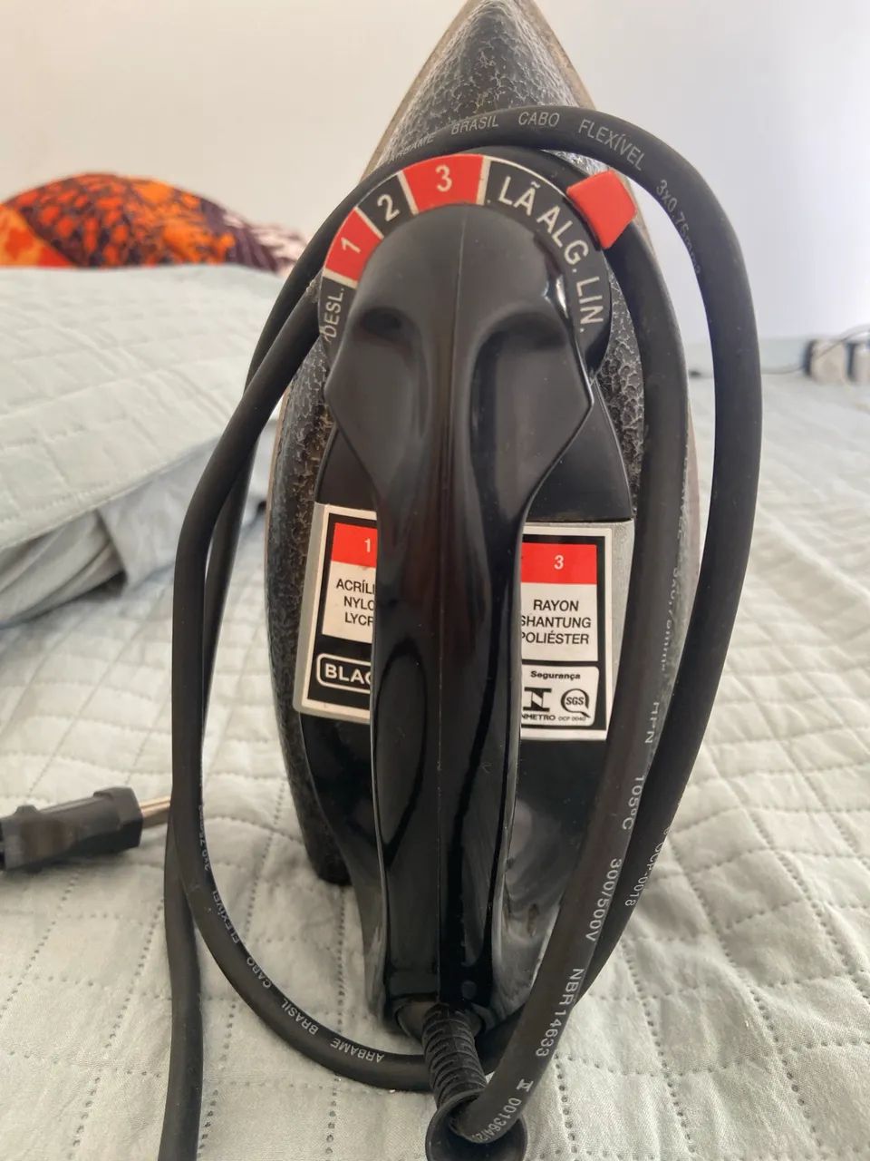 FERRRO DE PASSAR BLACK DECKER 220v