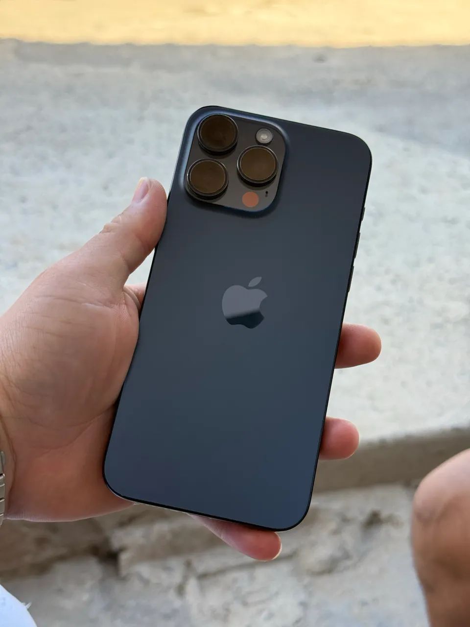 iPhone 15 pro Max 256 gb - Foto 2