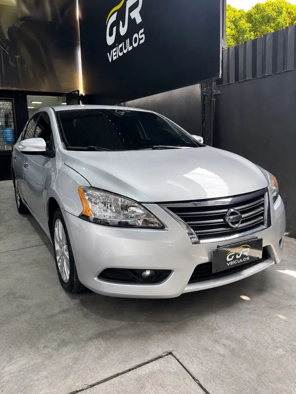 Nissan Sentra Sentra SL 2.0/ 2.0 Flex Fuel 16V Aut. 2015