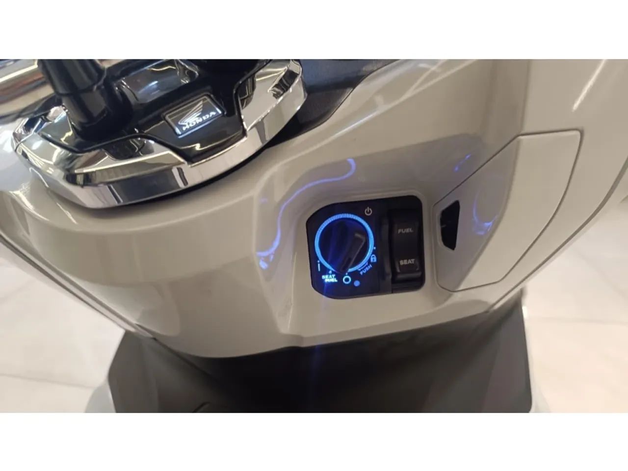 Honda Pcx cbs 2025 - Foto 5