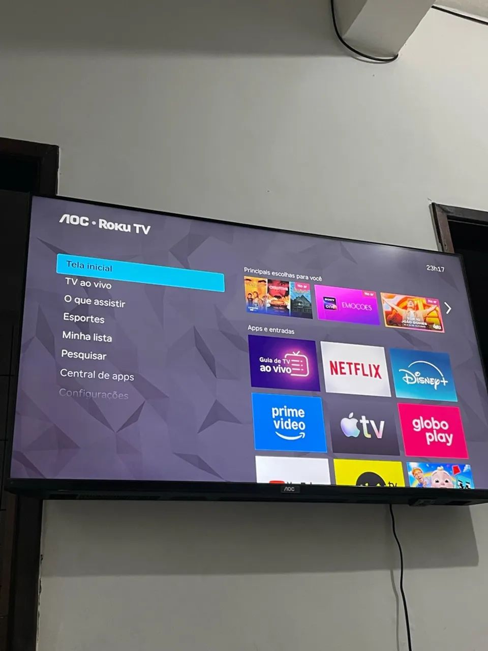 Tv Roku 50 polegadas tá na garantia 