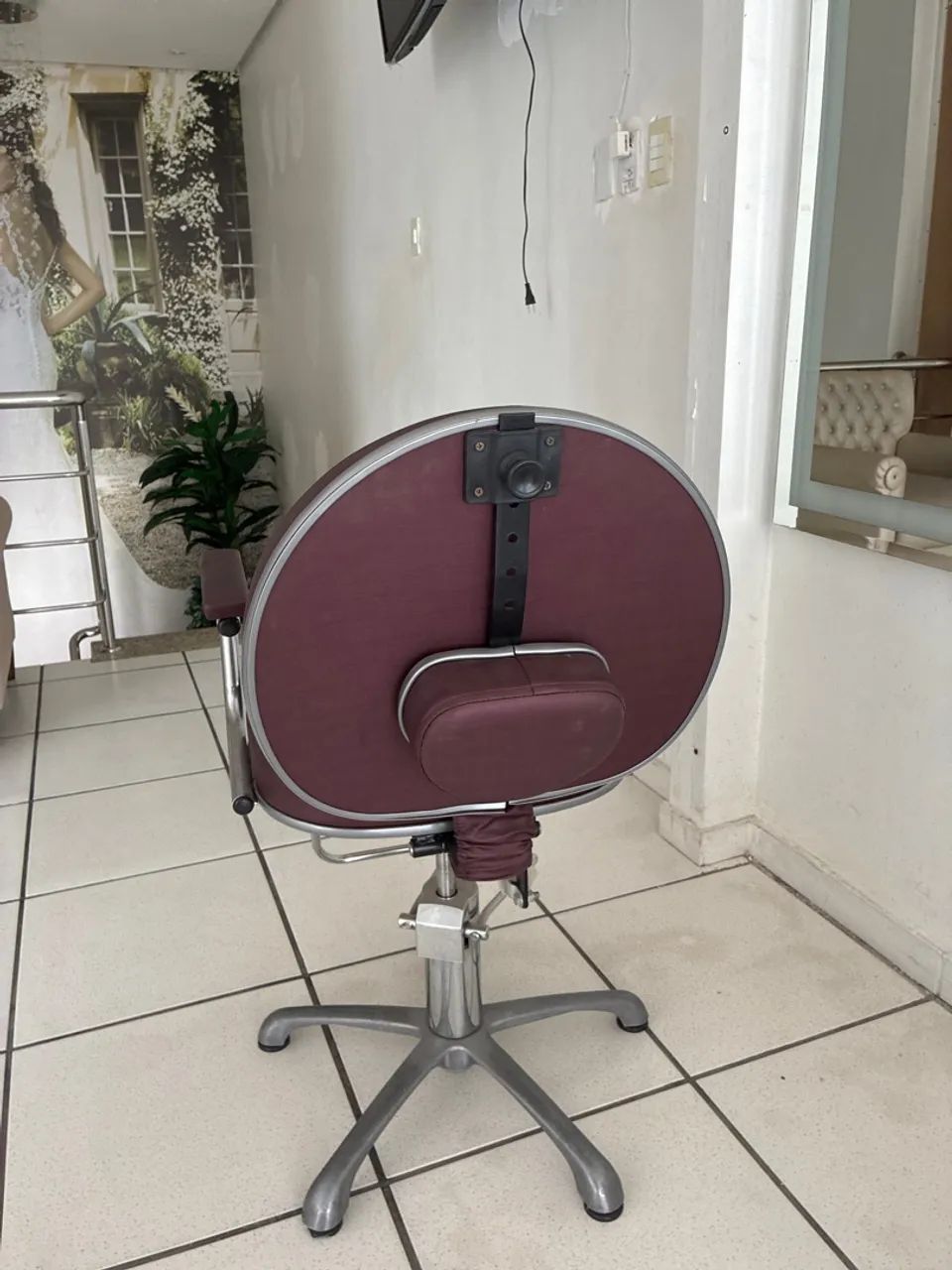 Cadeira de cabelereiro - Foto 2