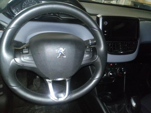 Peugeot 208 Allure com Teto - Foto 7