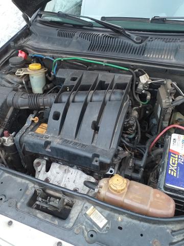 Vende-se um carro palio