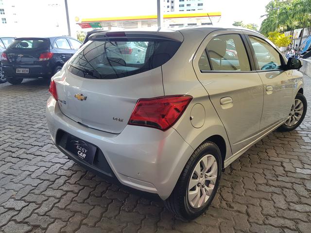 Ônix 2018 LT 1.4 completo impecável - Foto 10
