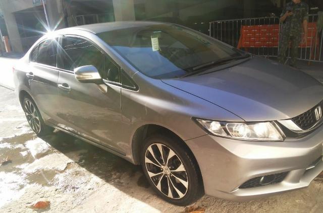 Honda Civic LXR 2.0 Flex 16V 2016 Muito novo!