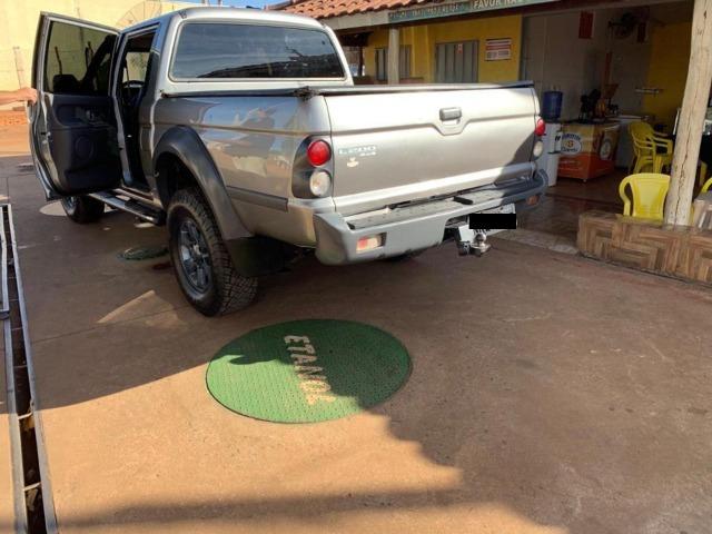 Mitsubishi l200 outdoor 2.5 diesel 4x4 - Foto 2