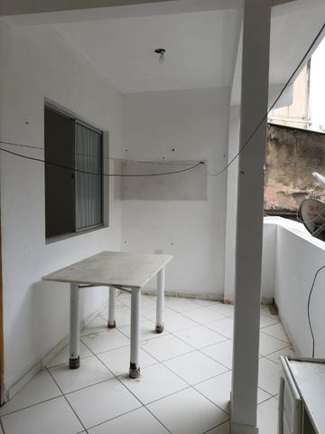 Alugo Apartamento 2/4 Ótima Localização - Foto 7