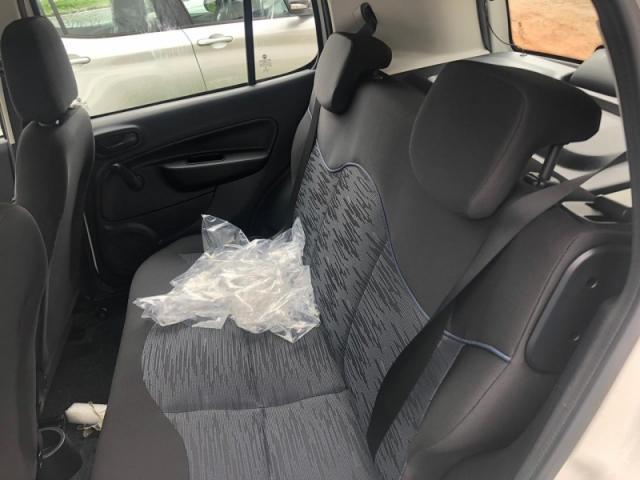 FIAT UNO 1.0 FIRE FLEX ATTRACTIVE 2020 - Foto 10