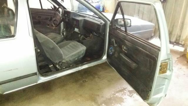 Vendo/ Troco por moto do meu interesse. carro tá bom giro a chave pega na hora !! - Foto 6