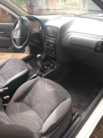 Fiat Strada muito conservada - Foto 7