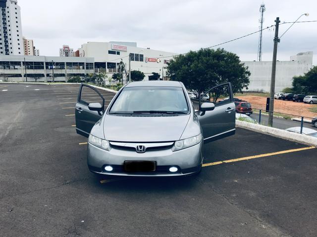 Honda Civic LXS 1.8 - 08/08