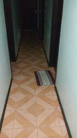 Alugo quarto mobiliado p rapas - Foto 4