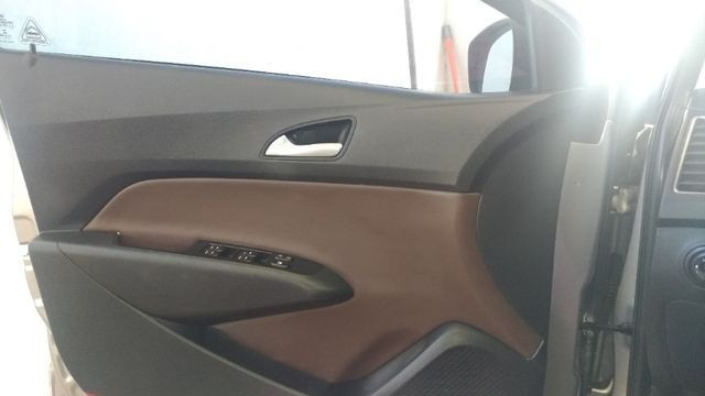Vendo carro lindo Hb20 1.0 2016 - Foto 4