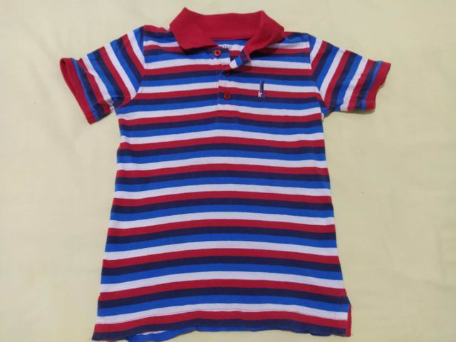 Camisas e bermuda tamanho 3 - Foto 2