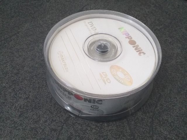 Pote de DVD virgem contendo 25 unidades - Lacrado - + Caixa com 10 cds virgem - Foto 5
