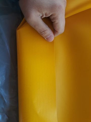 Vendo lona de toldo amarela