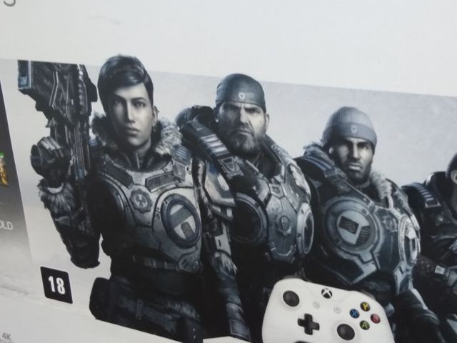 Xbox One s Novo caixa Lacrada!! 1 tera - Foto 6
