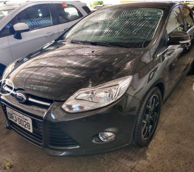 FORD FOCUS TITANIUM