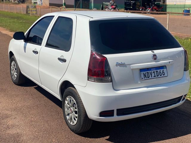 FIAT PALIO Ano 2015/2015 - Foto 4