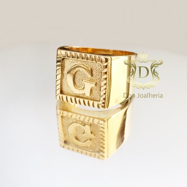 Anel Letra em ouro 18k 12 gramas 