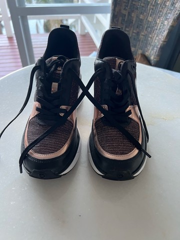 Tenis michael kors | +686 anúncios na OLX Brasil