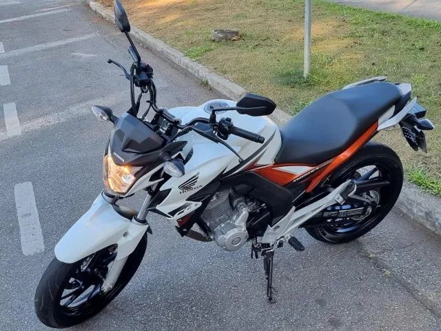 Motos HONDA CB 2017 no Brasil