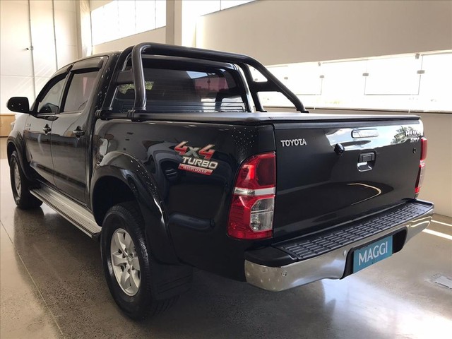 TOYOTA HILUX 3.0 SRV 4X4 CD 16V TURBO INTERCOOLER DIESEL 4P AUTOMÁTICO