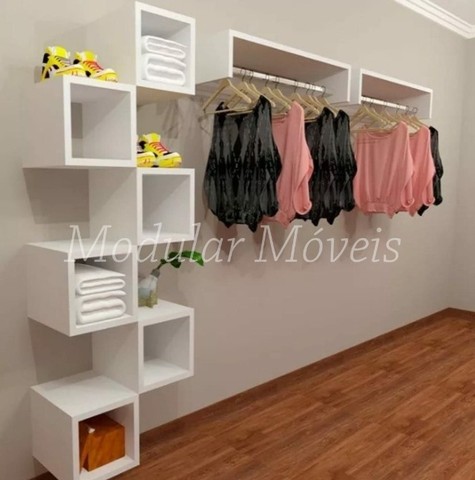 2 Cabideiros de Parede + Conjunto com 6 Nichos