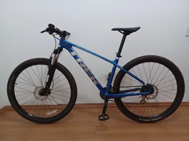 Trek marlin 6 aro 29 hot sale