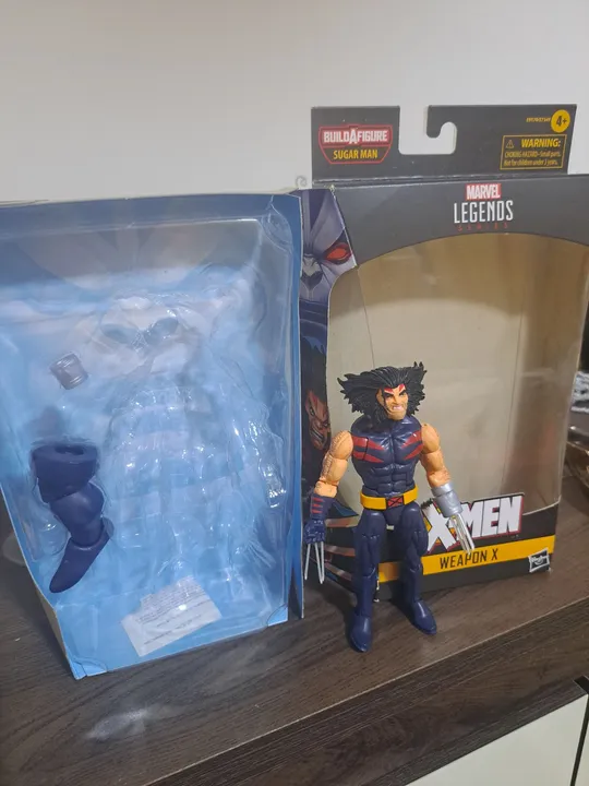 Boneco Marvel Legends Weapon X - Wolverine