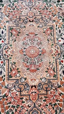 Lindo tapete Persa 2,85 m X 1,77 m - Foto 3