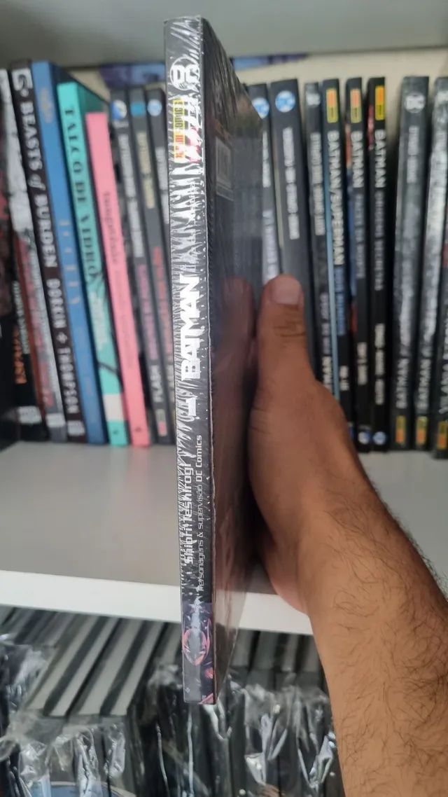 Mangá - Batman e a Liga da Justiça - Volume 1 - lacrado - Foto 2
